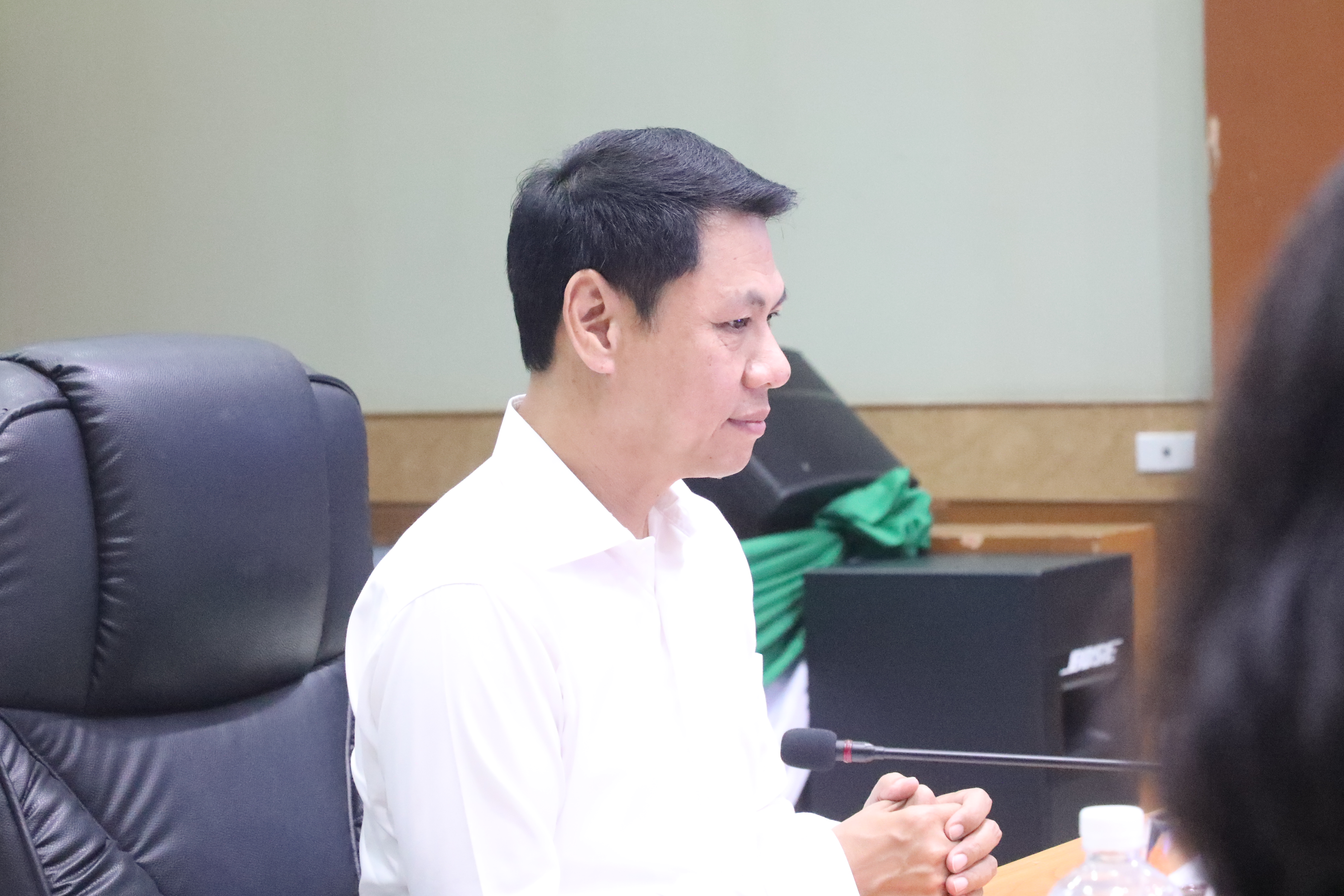 title - รองปลัด กษ. ประชุมสัญจร 5 หน่วยงานภายใต้การกำกับดูแล ณ ส.ป.ก. 